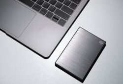 Seagate FireCuda Oyun Merkezi: En İyi Performans için Yüksek Kapasiteli Oyun Depolama